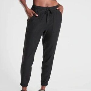 Athleta Jogger Pants black 8 Farallon High Rise Tapered Elastic Waist